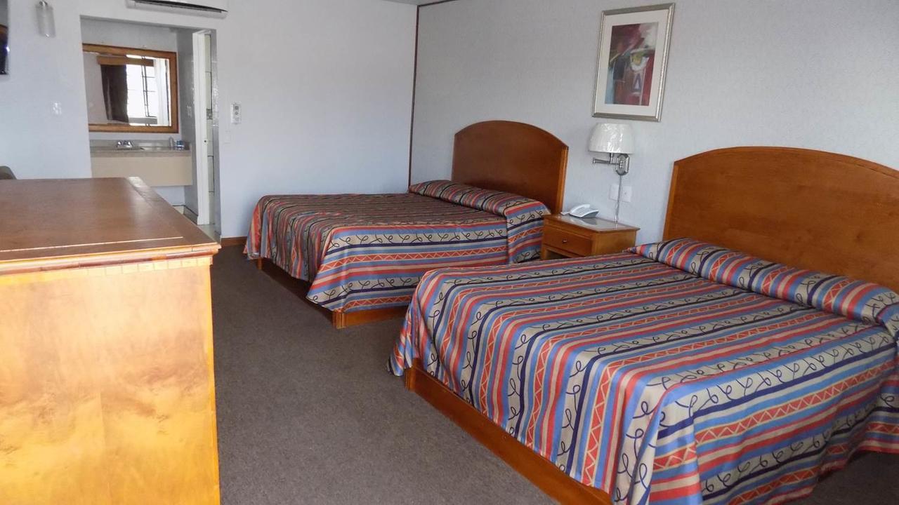 Cuauhtémoc Hotel Del Camino מראה חיצוני תמונה